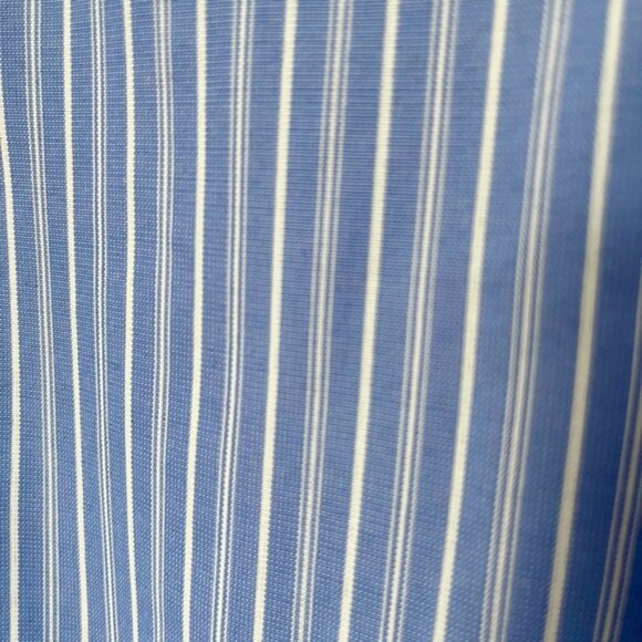 Sim & Sam Striped Cropped Button Down Shirt - Picture 3 of 5